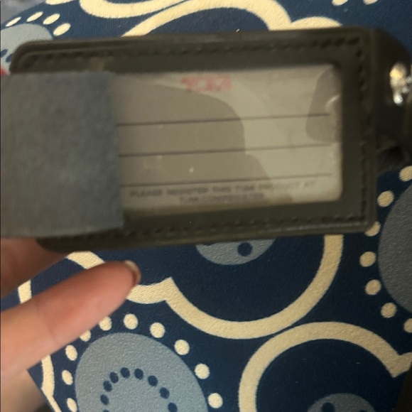 TUMI LUXURY CROSSBODY TRAVEL BAG NWOT - Picture 7 of 8